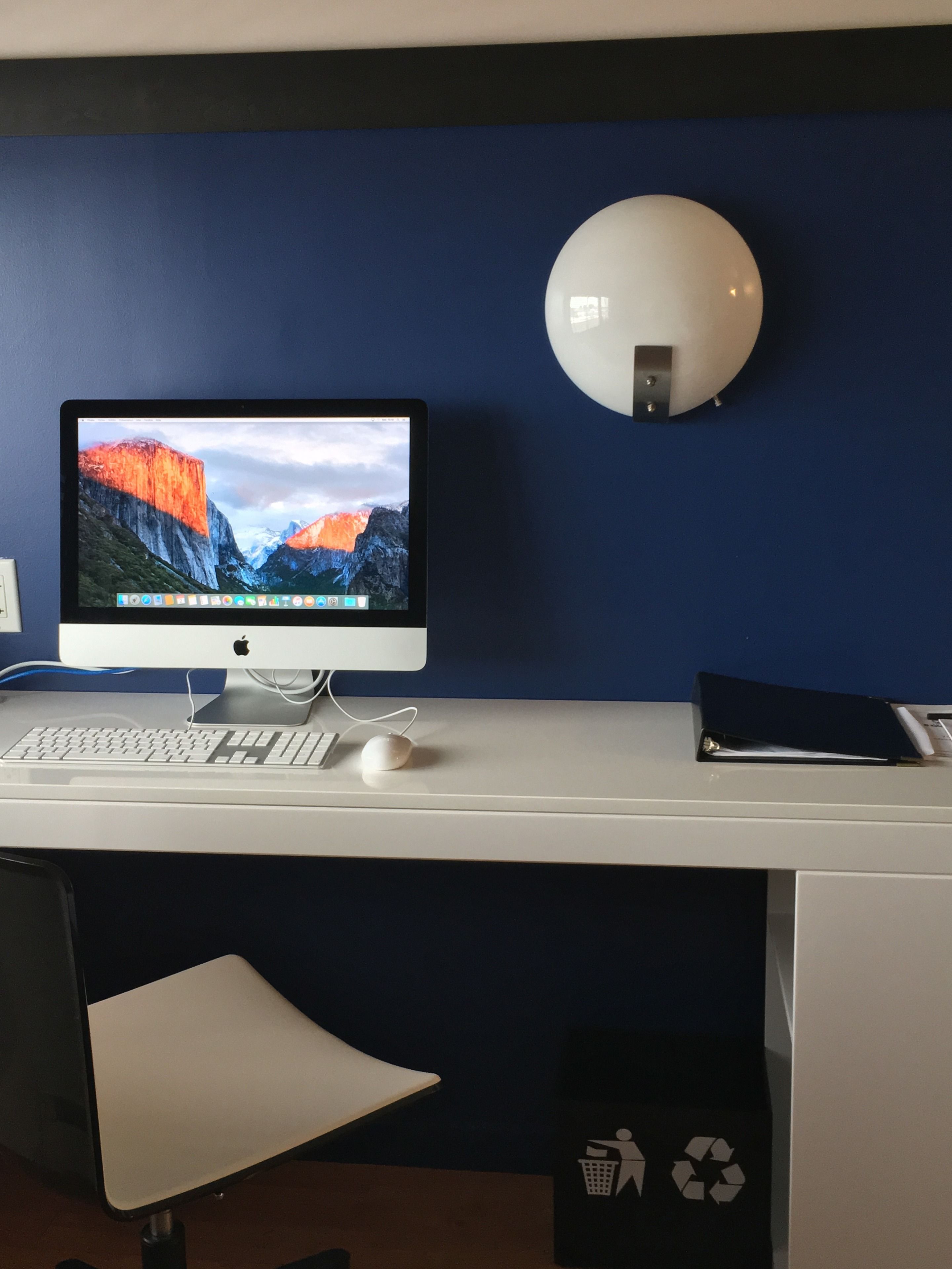 in-room safe, desk, laptop workspace, blackout curtains