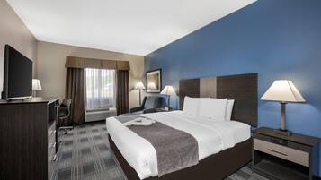 Standard Room, 1 King Bed, Non Smoking, Refrigerator & Microwave | Pillowtop beds, desk, laptop workspace, WiFi
