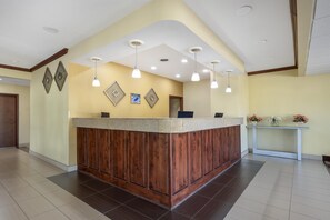 Lobby - Best Western Geneseo Inn (Geneseo)