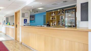 Bar (in der Unterkunft)