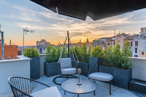 Terrace/patio - Hotel Raffaello, Sure Hotel Collection by Best Western (Rome)