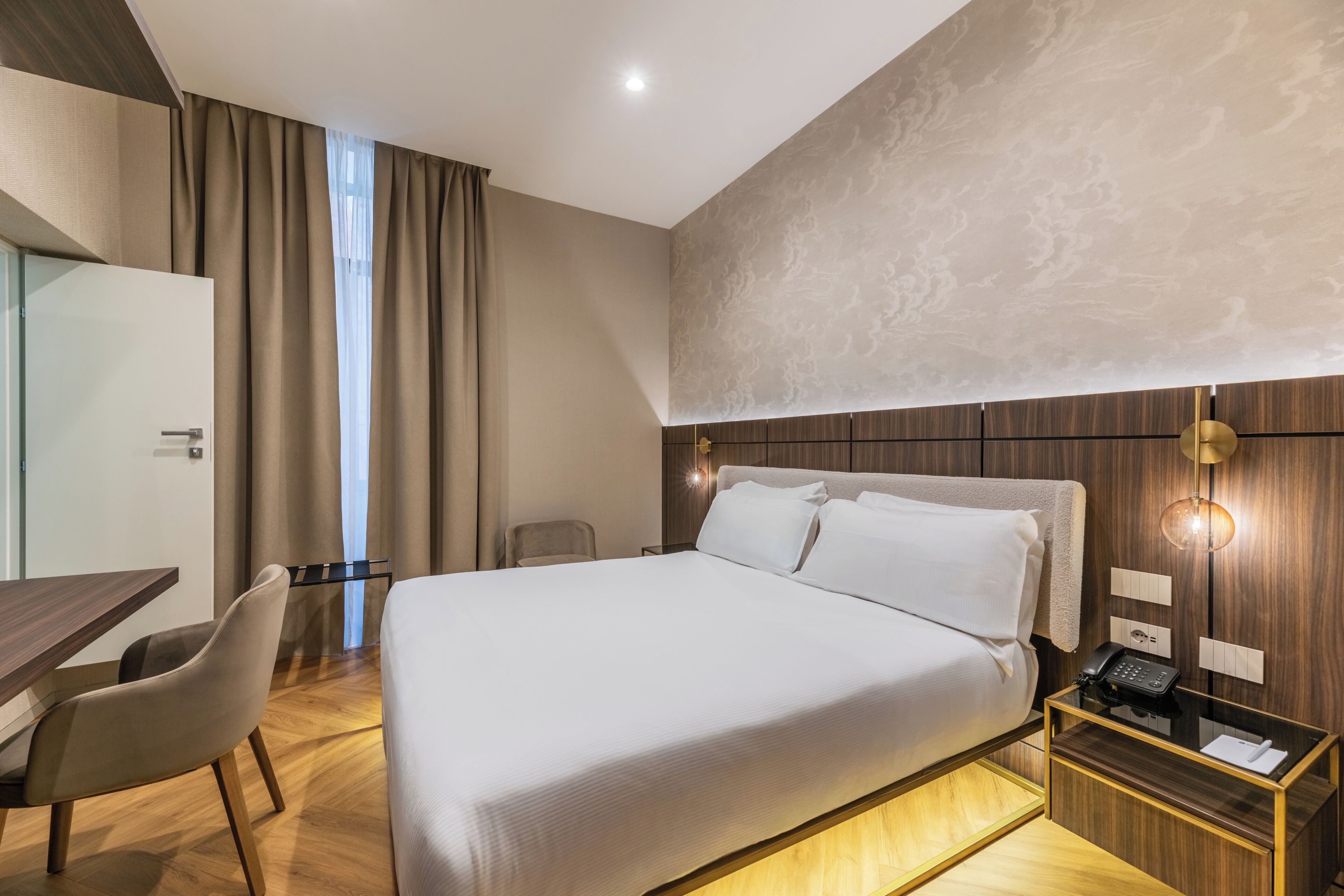 Habitación estándar, 1 cama King size, para no fumadores | Ropa de cama hipoalergénica y minibar 