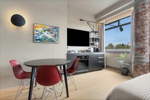 Superior Triple Room | Blackout drapes, iron/ironing board, free cribs/infant beds, free WiFi