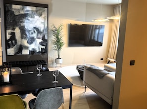 Blackout curtains, iron/ironing board, free cots/infant beds, free WiFi