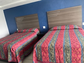 Standard Room, 2 Double Beds