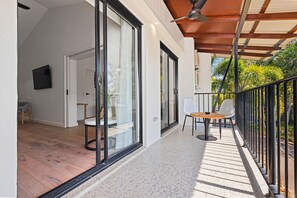 Deluxe Suite, 1 King Bed | Terrace/patio