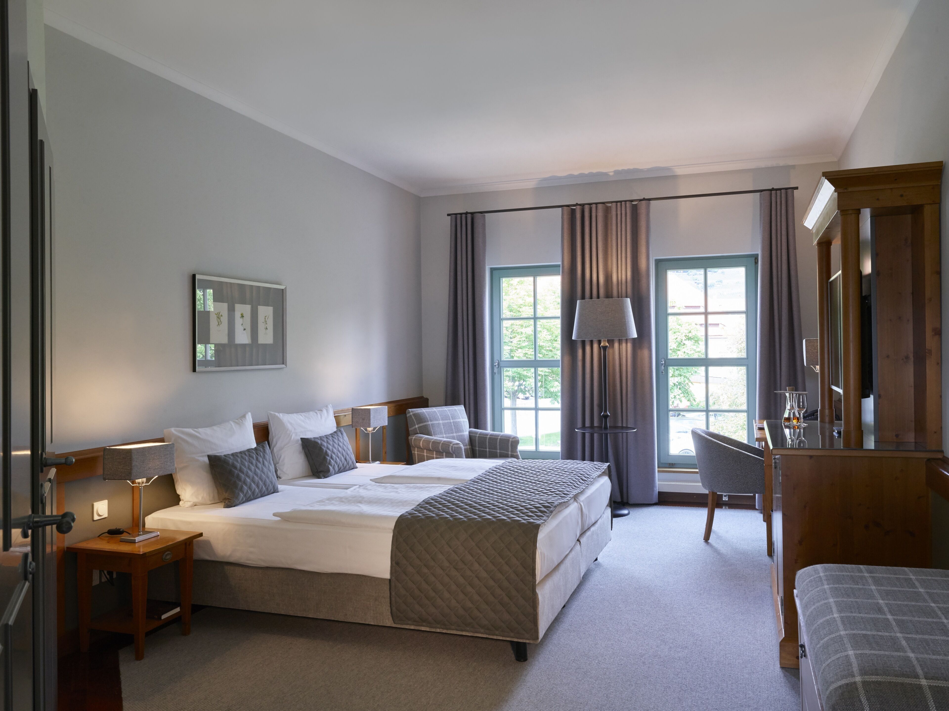 Premium bedding, minibar, in-room safe, soundproofing