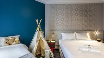Apartamento ejecutivo, 1 cama de matrimonio | Ropa de cama hipoalergénica, minibar, caja fuerte y escritorio