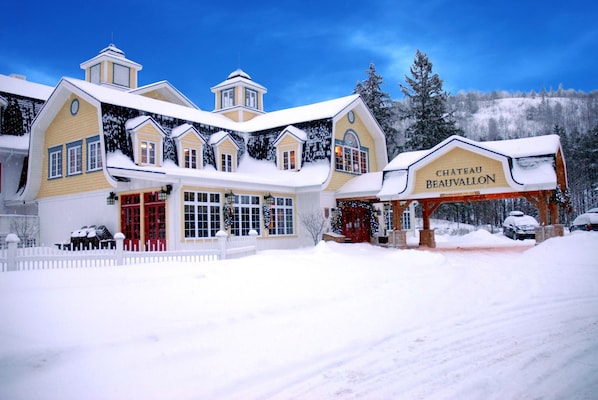 Exterior - Chateau Beauvallon (Mont-Tremblant)