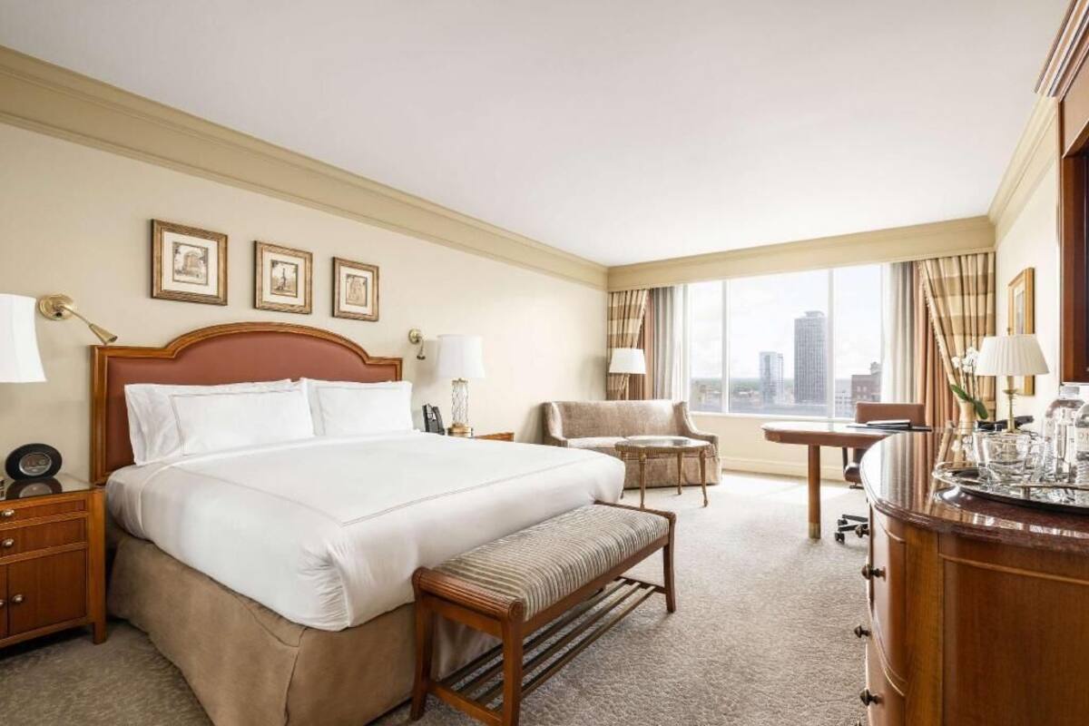 Premium bedding, pillow-top beds, minibar, in-room safe