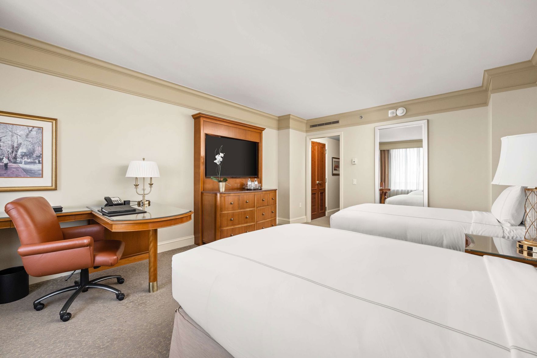 Premium bedding, pillow-top beds, minibar, in-room safe