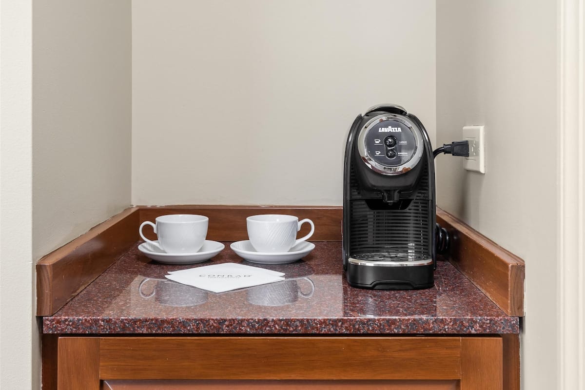 Premium bedding, pillowtop beds, minibar, in-room safe