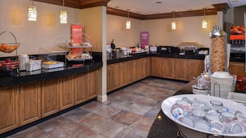 Free daily buffet breakfast