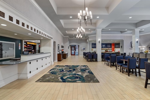 Hampton Inn & Suites Albany-Downtown