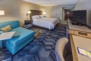 Premium bedding, desk, laptop workspace, blackout drapes - Hampton Inn & Suites Clermont (Clermont)