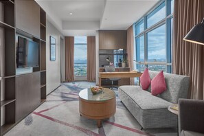 Premium bedding, pillowtop beds, minibar, in-room safe