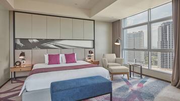 Premium bedding, pillowtop beds, minibar, in-room safe