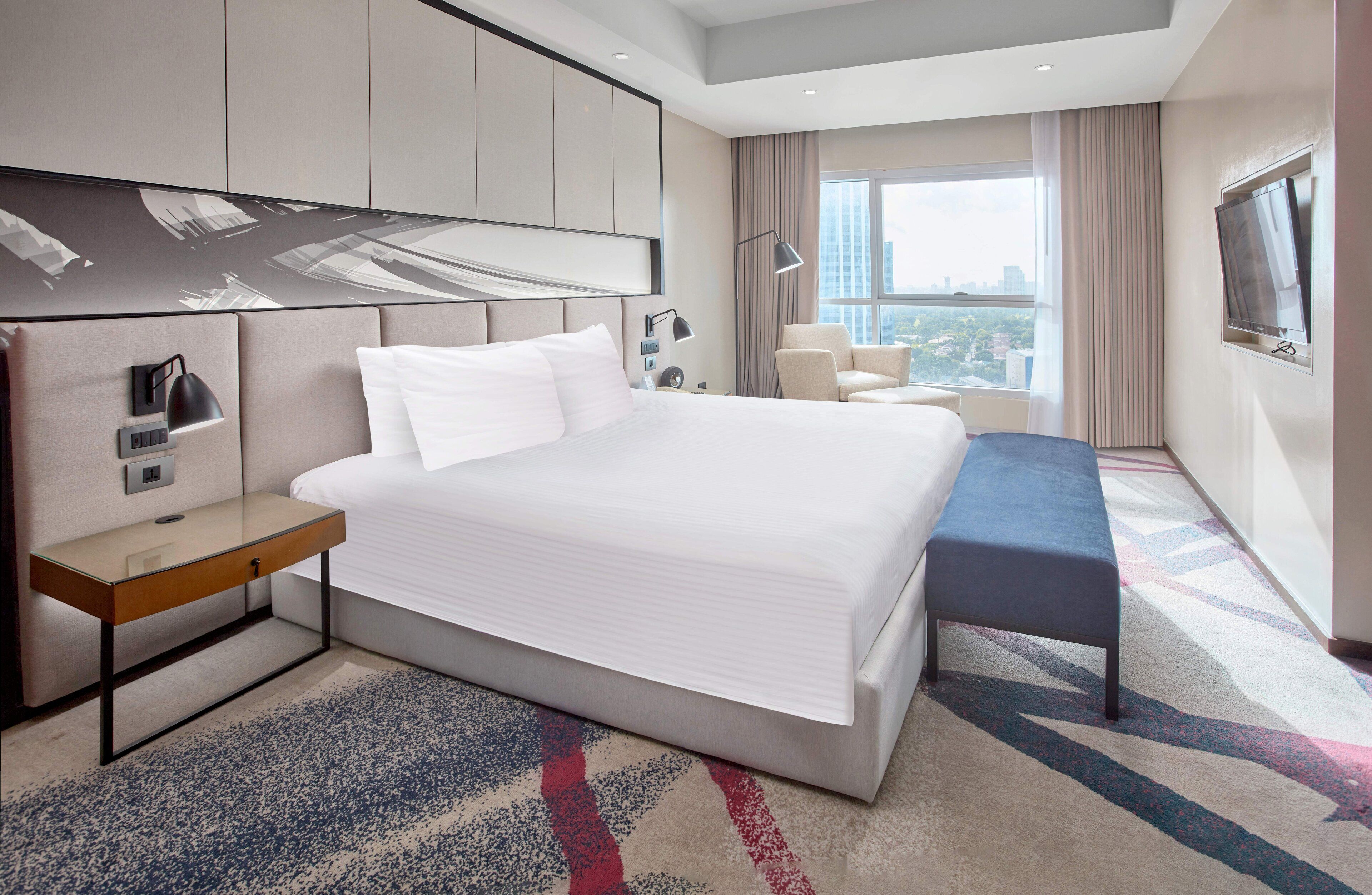 Premium bedding, pillowtop beds, minibar, in-room safe