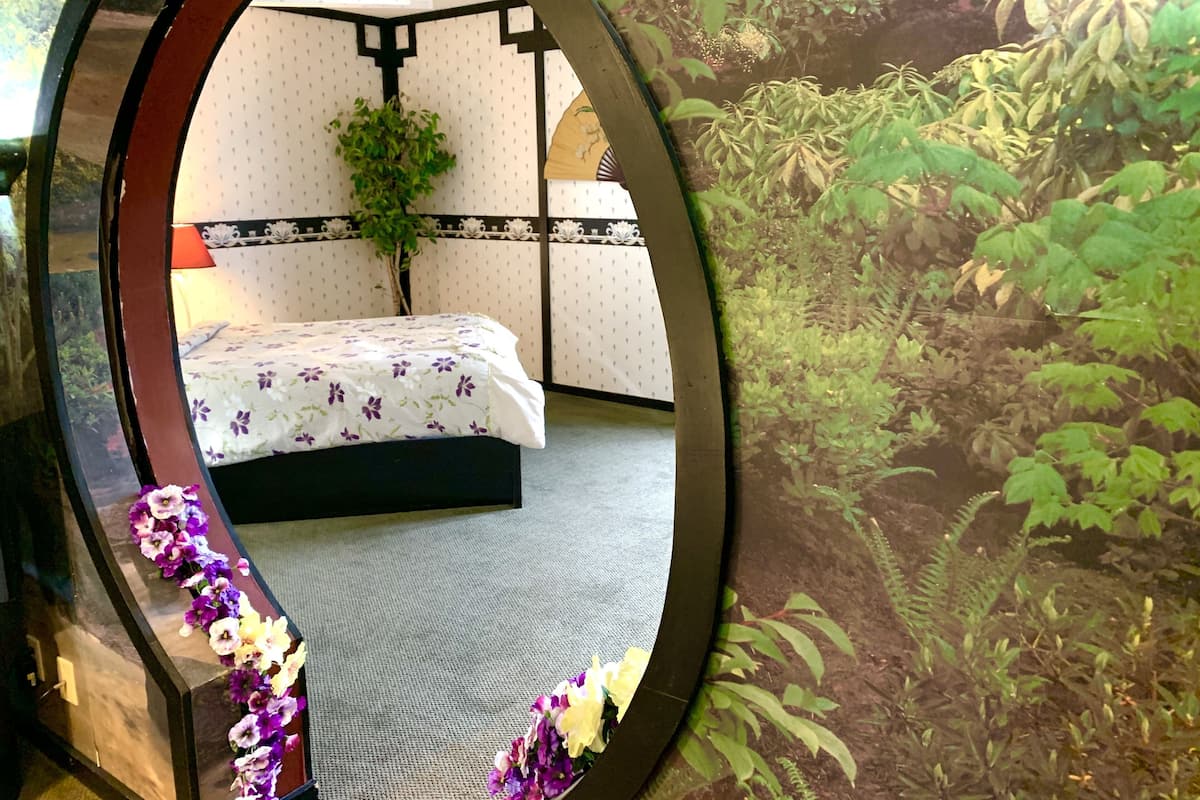 Suite Deluxe, 1 grand lit | Wi-Fi gratuit, draps fournis