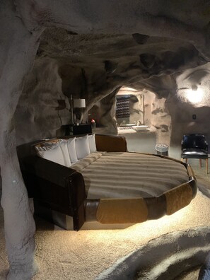 Suite – deluxe, 1 soverom | Wi-fi (inkludert) og sengetøy