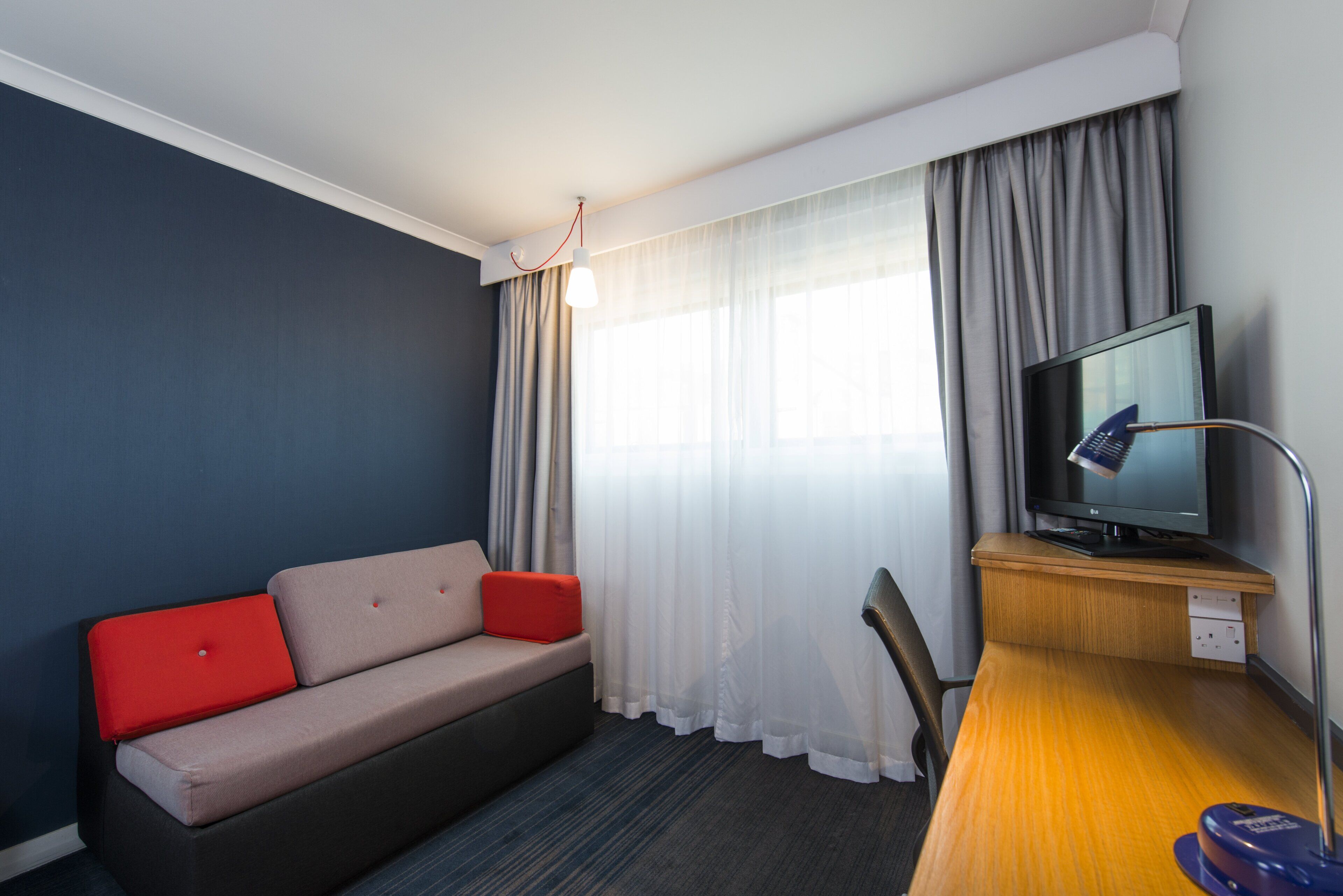 Photo - Holiday Inn Express Newcastle Gateshead by IHG