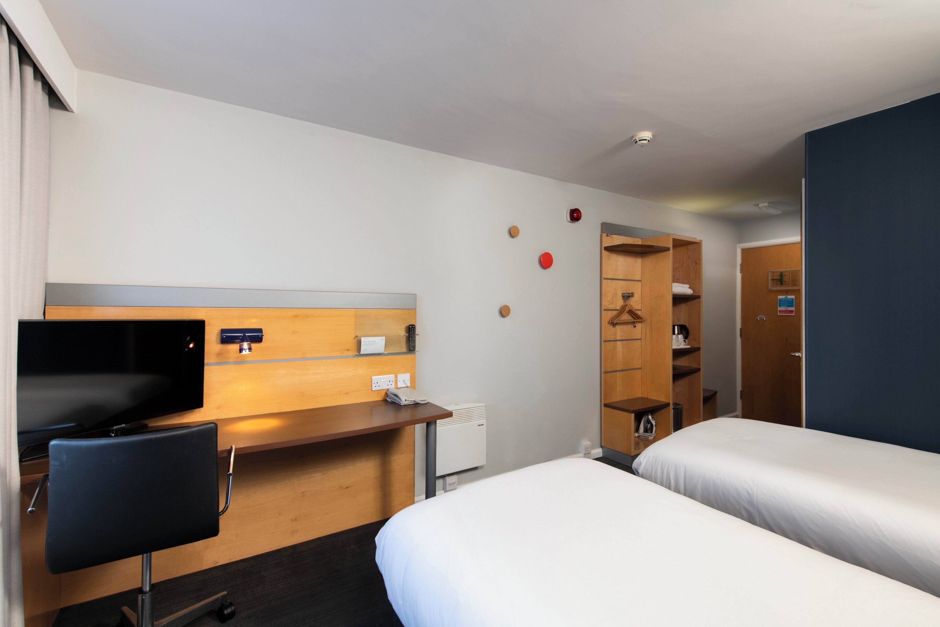 Standardzimmer, 2 Einzelbetten, barrierefrei (with Free Hot Breakfast)