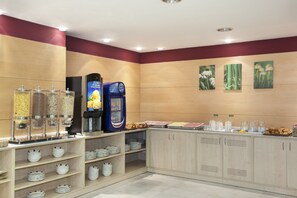 Free daily buffet breakfast