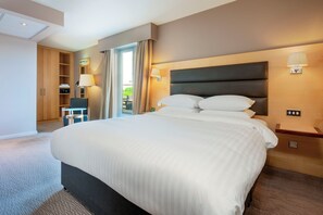 Allergikerbettwaren, Zimmersafe, Schreibtisch