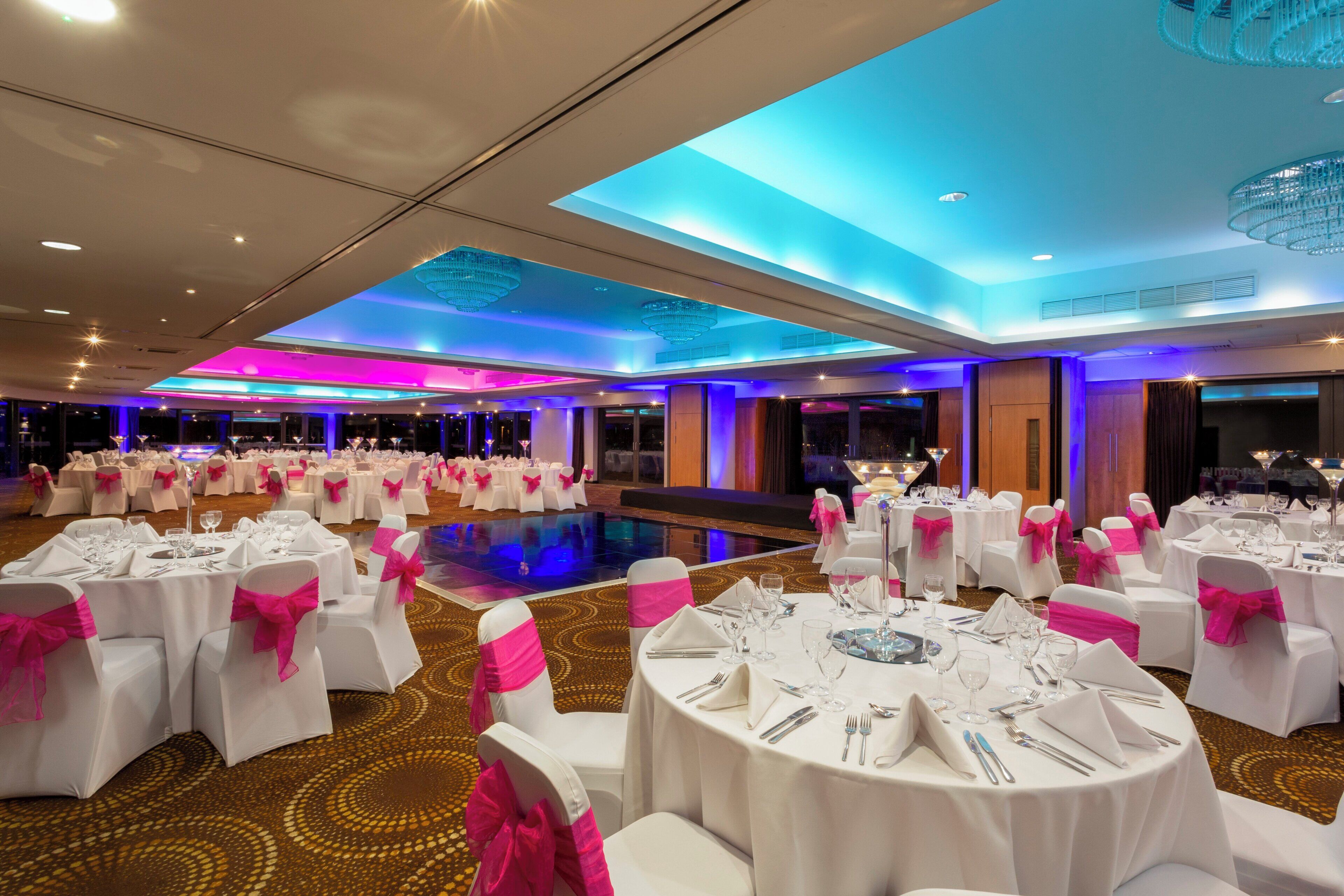 Photo - Holiday Inn London Brentford Lock by IHG