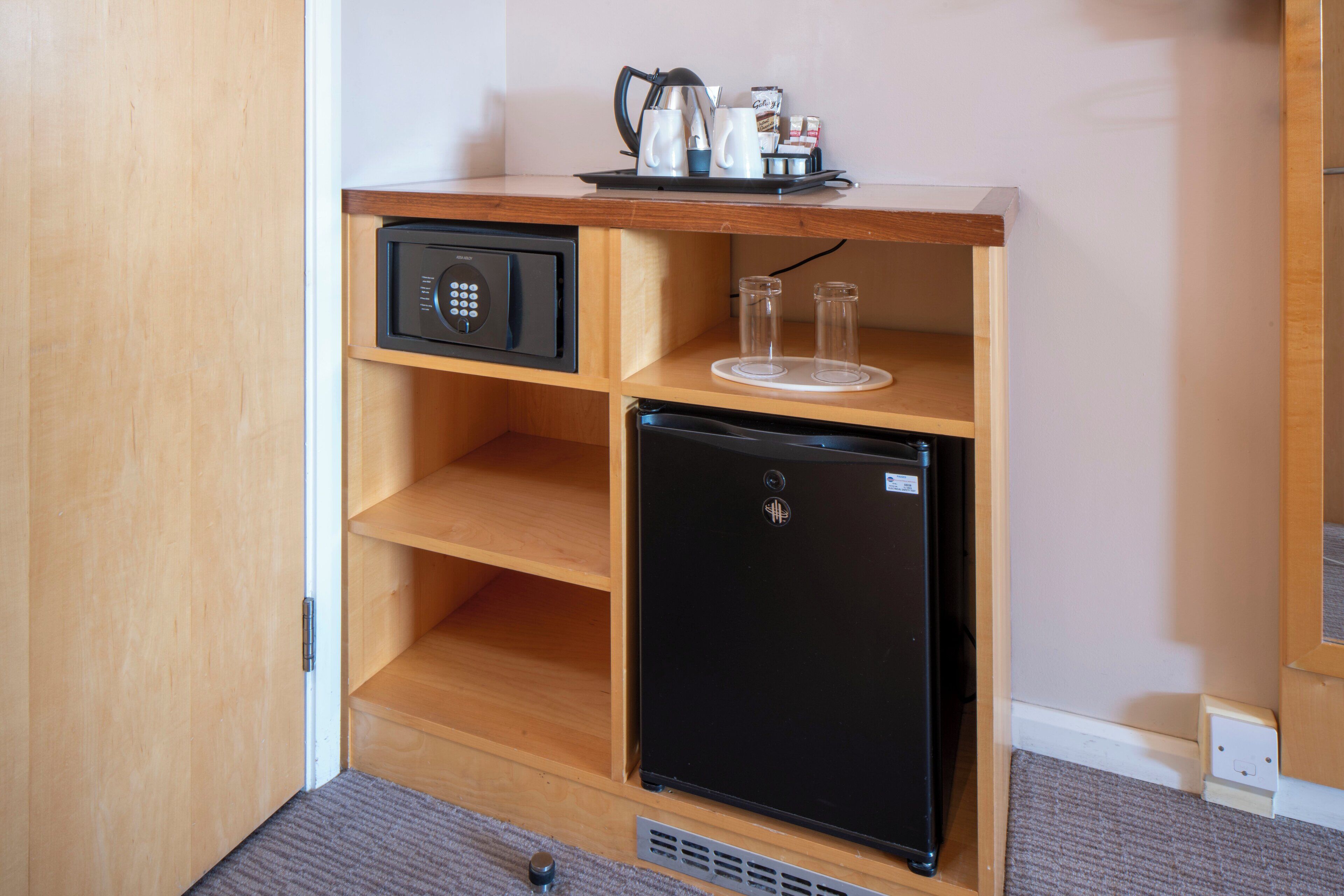 1 bedroom, hypo-allergenic bedding, in-room safe, desk