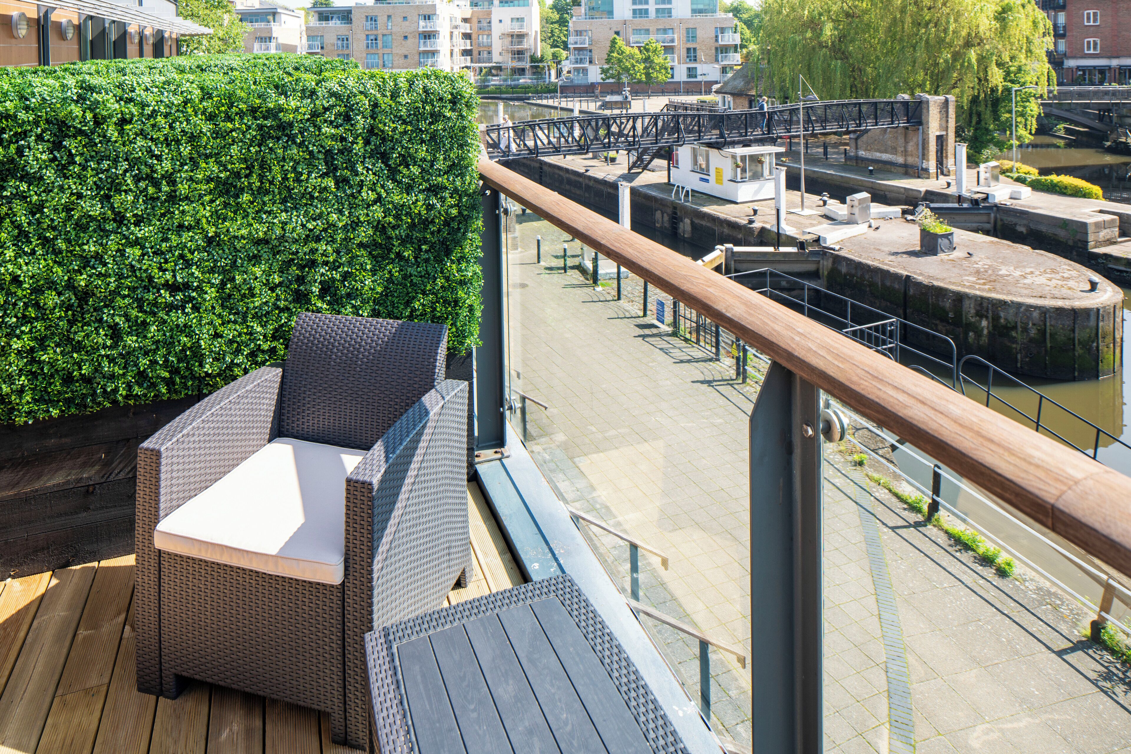 Kamar Premium, 1 Tempat Tidur King, balkon (Canal View) | Fasilitas kamar