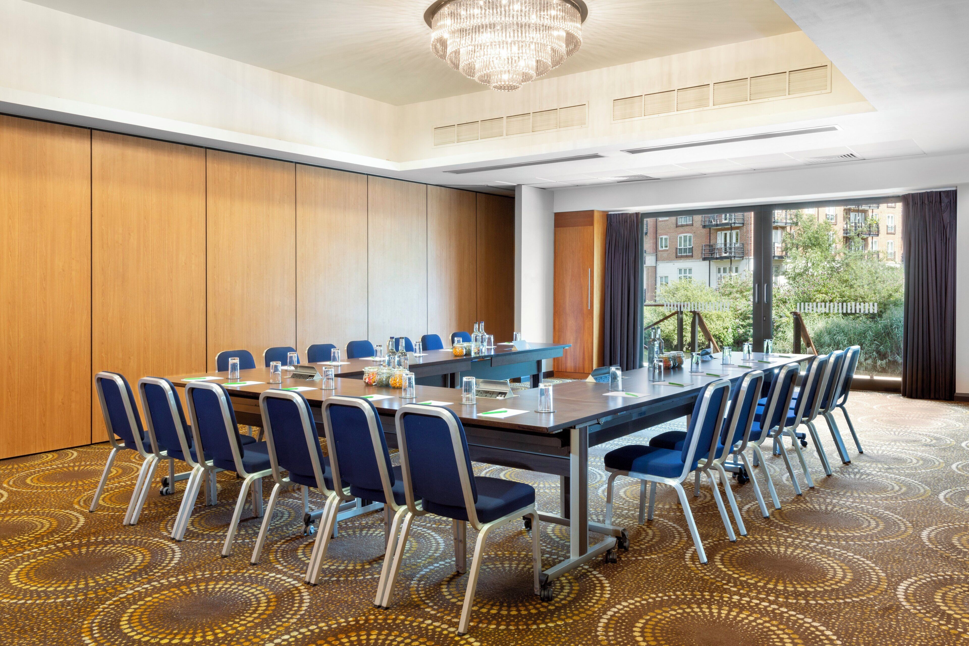 Meeting facility
