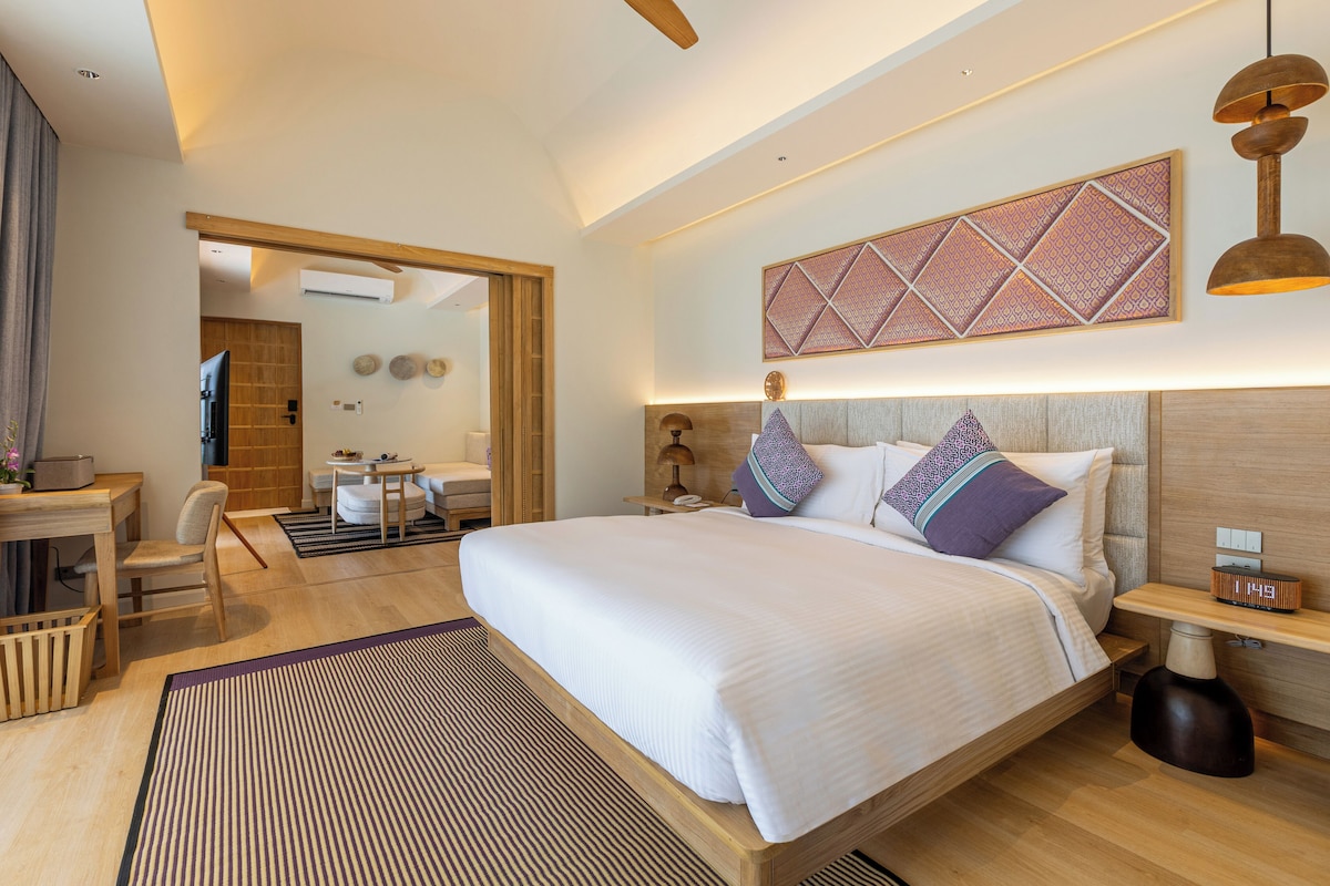 Beachfront Pool Villa with FREE THB 1,000 Net Resort Credit per night | In-room safe, blackout drapes, iron/ironing board, WiFi