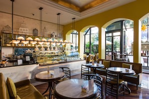 3 restaurants, breakfast, lunch, dinner served; Cambodian cuisine