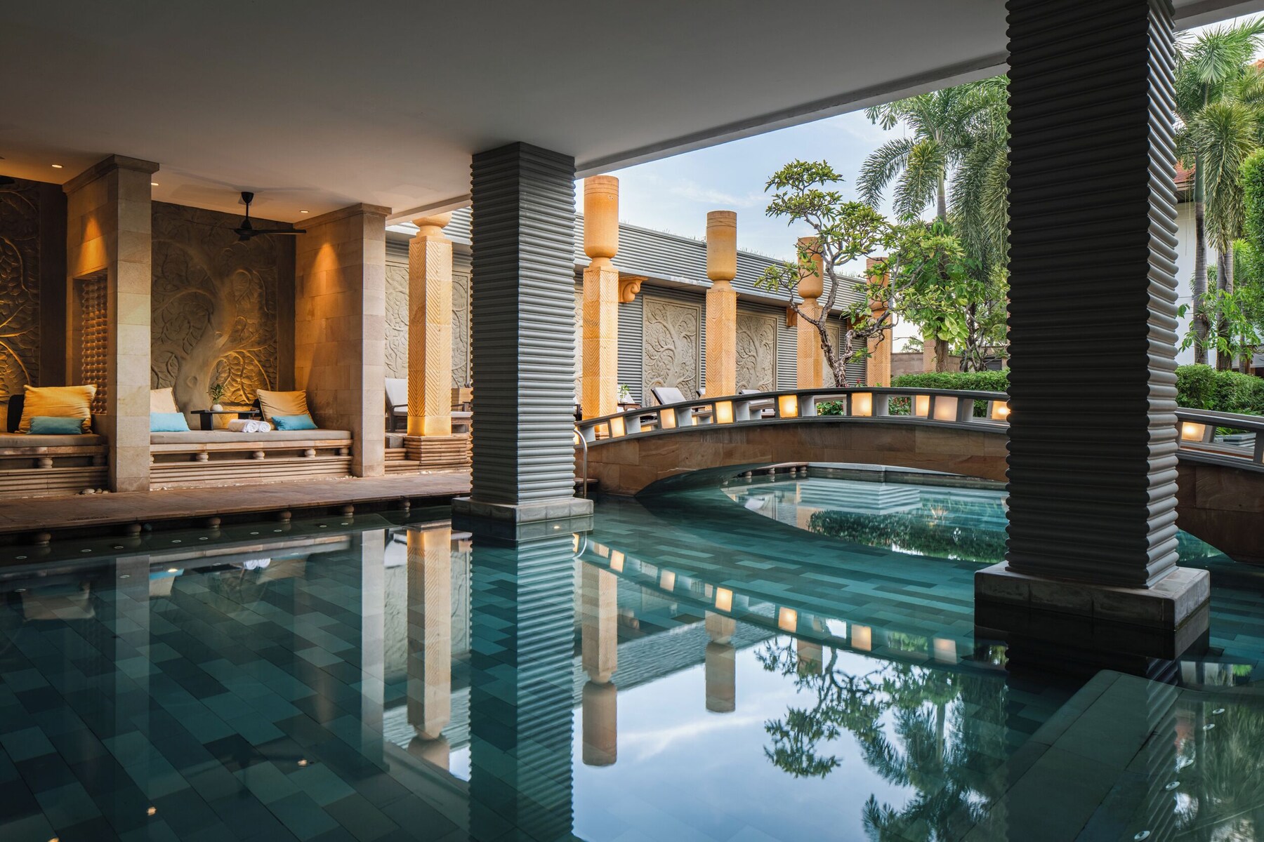 2 outdoor pools, open 6:00 AM to 7:00 PM, pool umbrellas, pool loungers