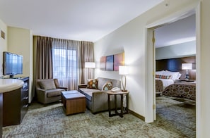 Suite, 2 Bedrooms, Mobility Accessible, Kitchen (Communications) | In-room safe, blackout drapes, free WiFi, bed sheets