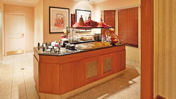 Free daily buffet breakfast