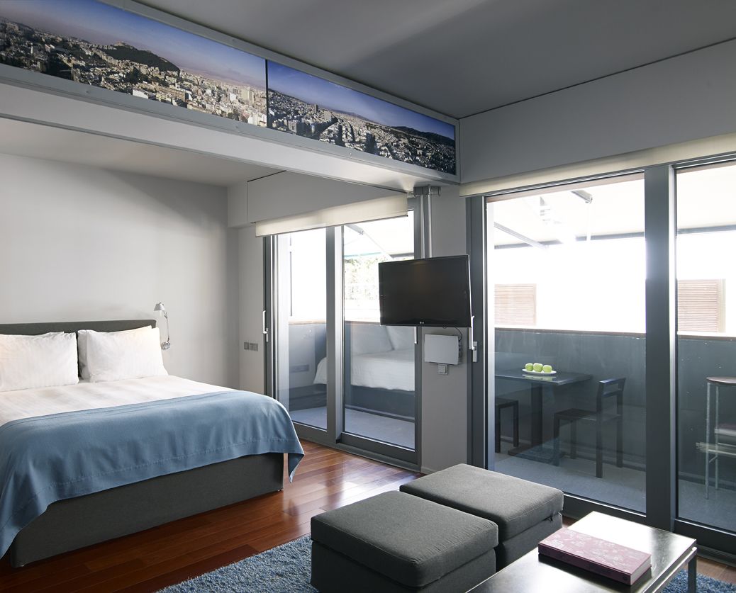 junior suite | premium bedding, tempur-pedic beds, minibar, in-room safe