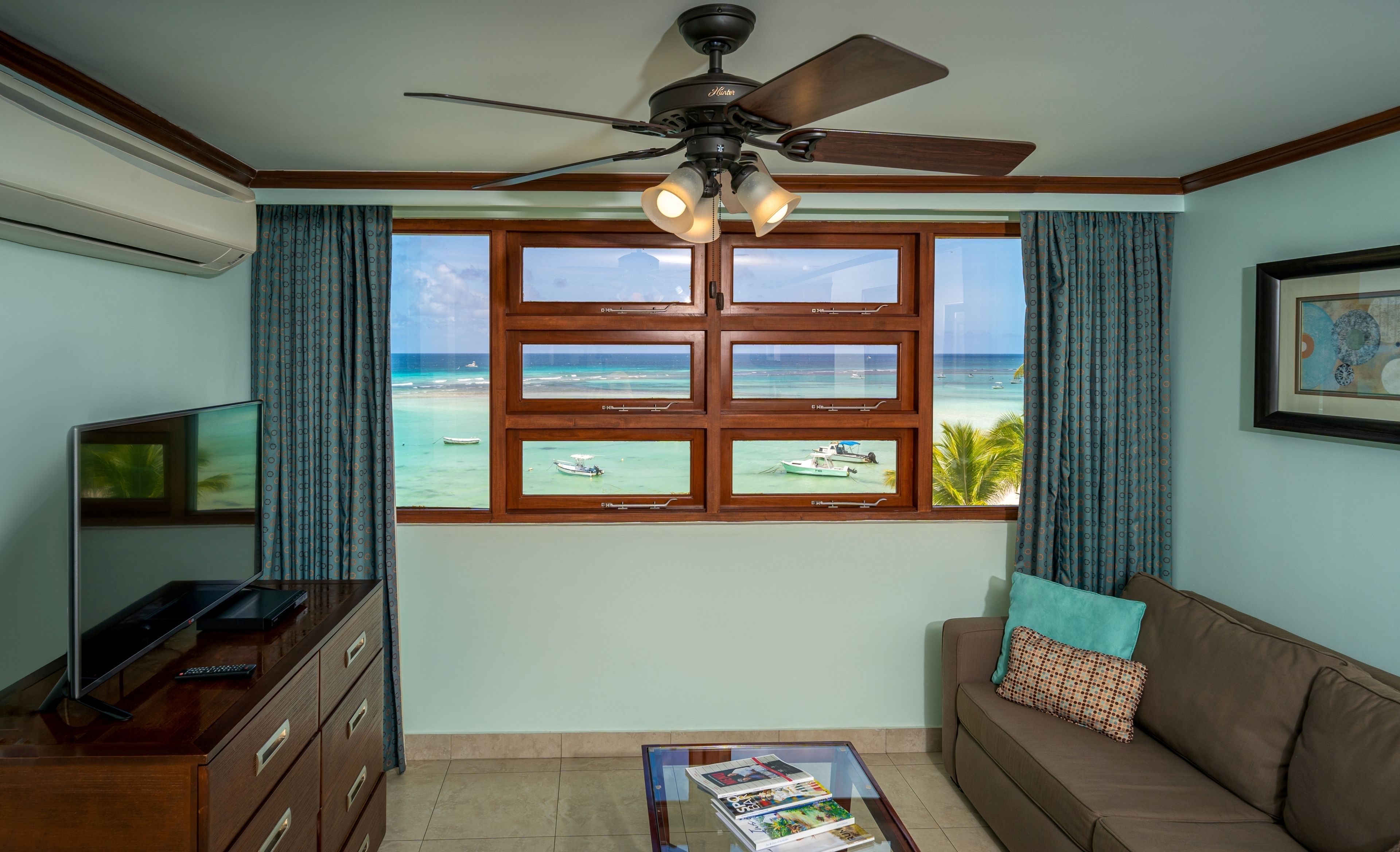 42-inch lcd tv with cable channels, tv