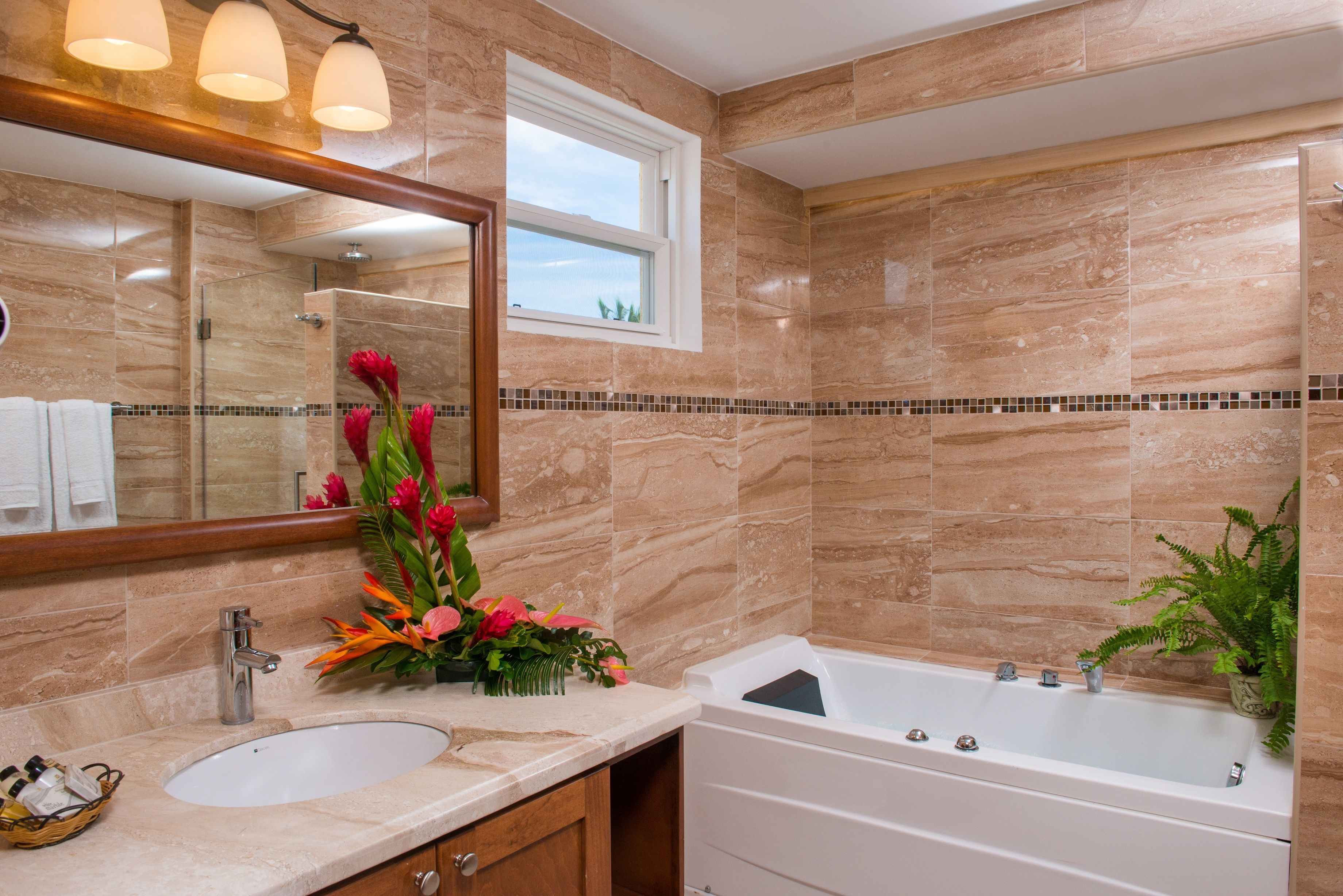 shower, rainfall showerhead, free toiletries, hair dryer