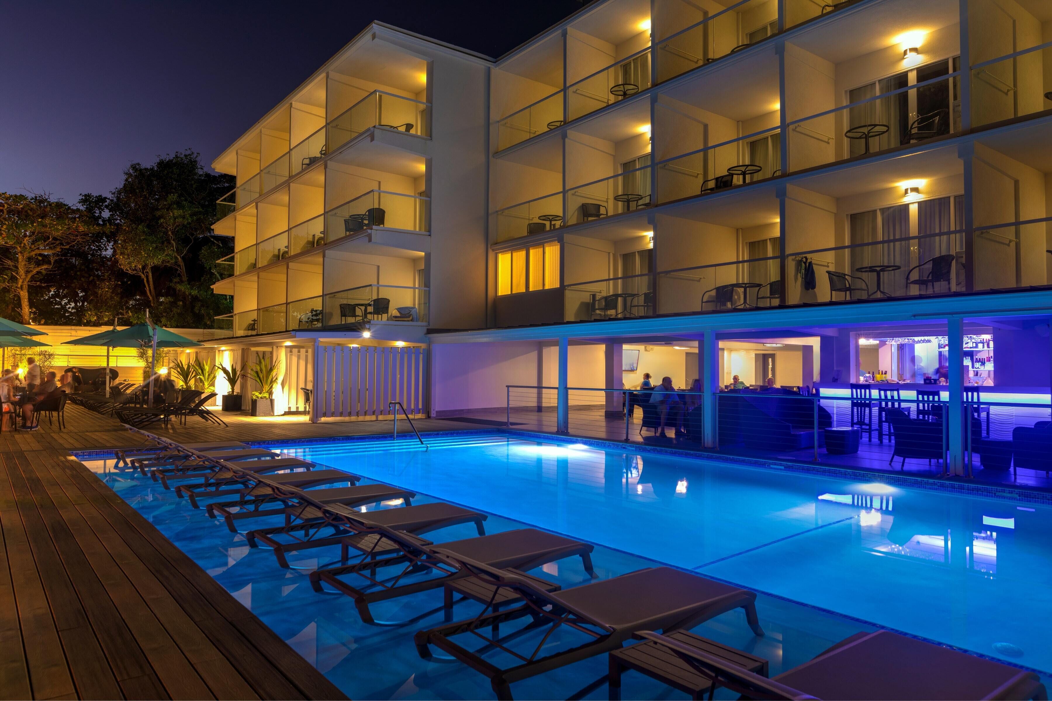 outdoor pool, pool loungers