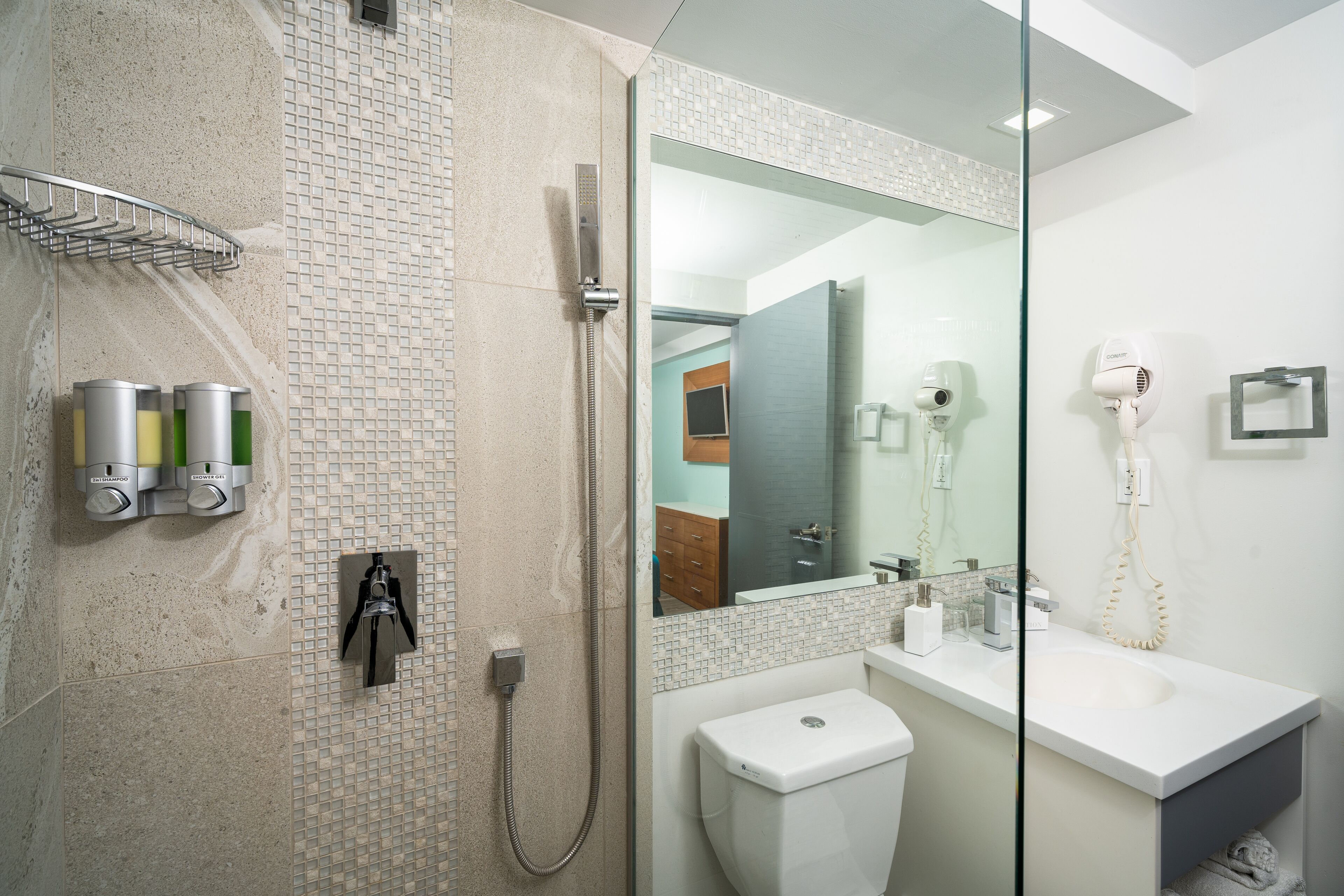 suite, 1 bedroom, ocean view, oceanfront | bathroom | shower, free toiletries, hair dryer, towels