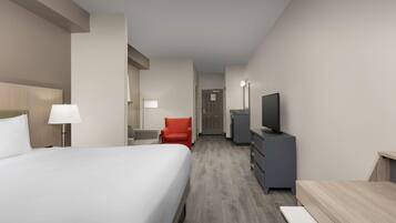 Pillowtop beds, desk, laptop workspace, blackout drapes