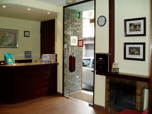 Reception - Hotel Sant Jordi by ALEGRIA (Andorra la Vella)