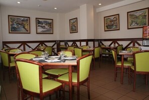 Restaurant - Hotel Sant Jordi by ALEGRIA (Andorra la Vella)