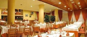 Dining - Santa Lucia (Santiago de Compostela)