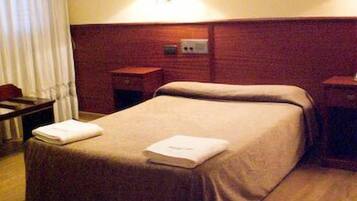 Desk, cribs/infant beds, rollaway beds, free WiFi