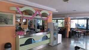 酒吧（店内）