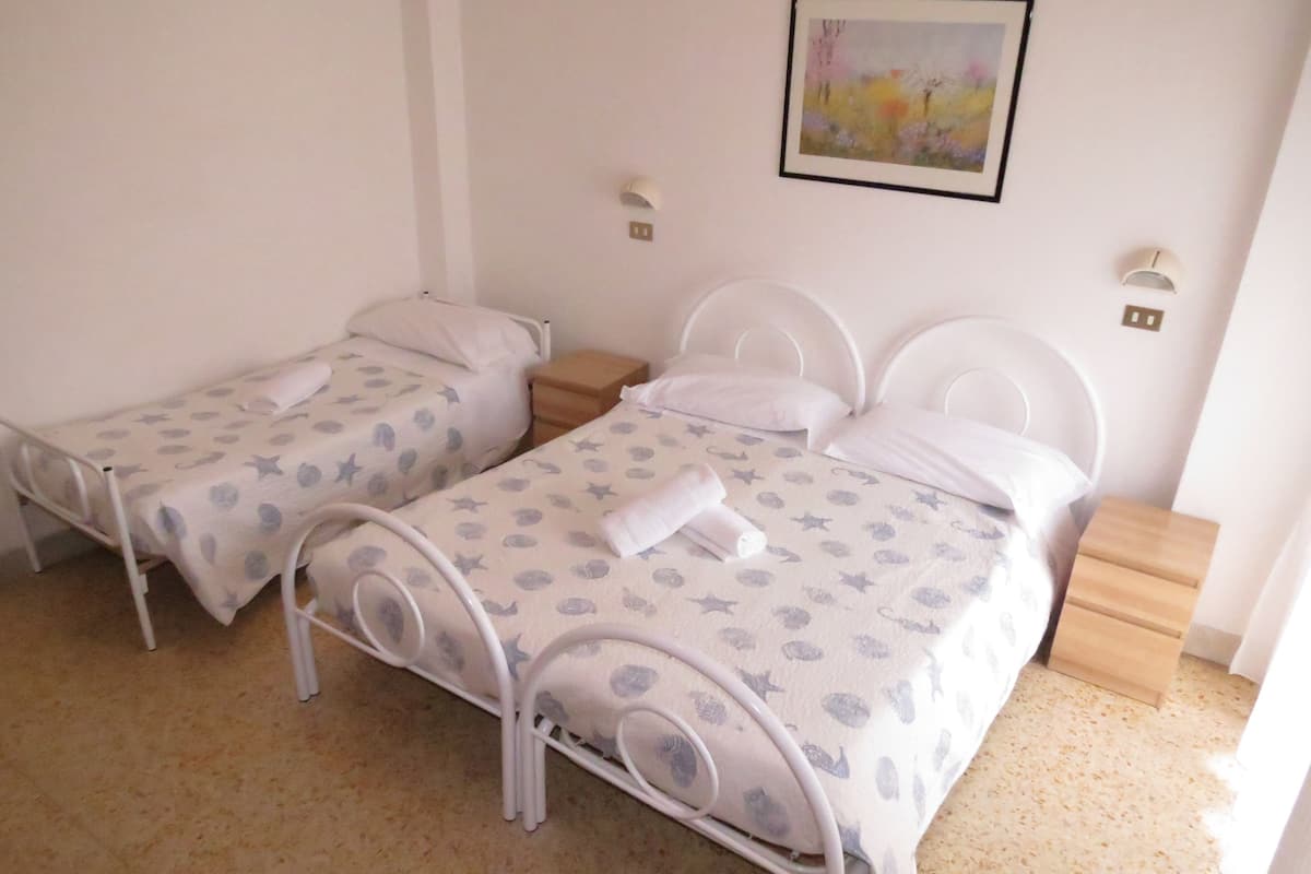 Standard-Dreibettzimmer