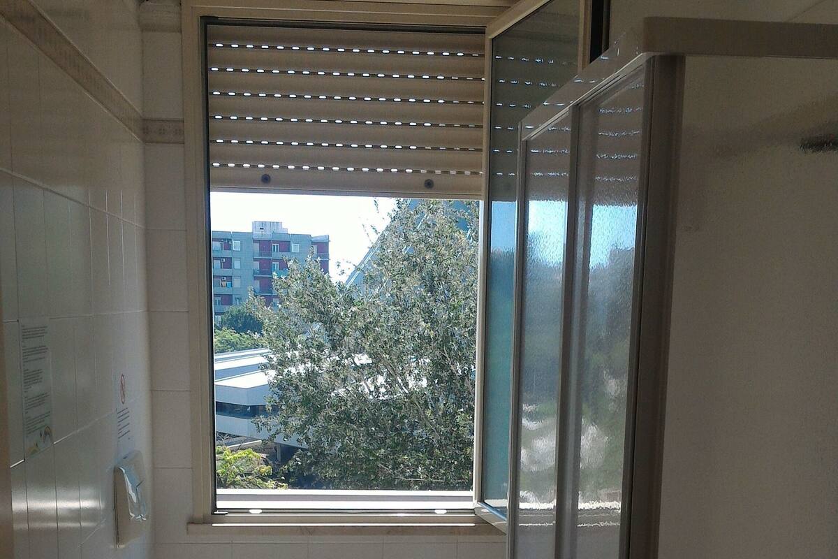 Habitación triple económica | Baño